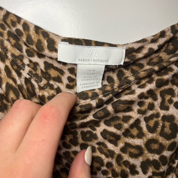 H&M cheetah size medium romper - Picture 5 of 6